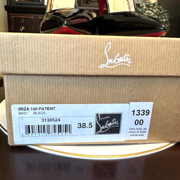 Christian Louboutin Iriza black patent pumps - Picture 11 of 12